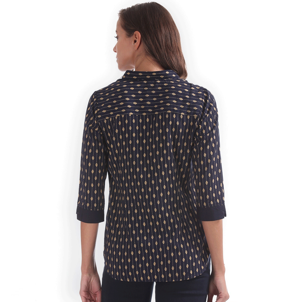Women Blue Regular Fit Checked Casual Shirt - Image 2